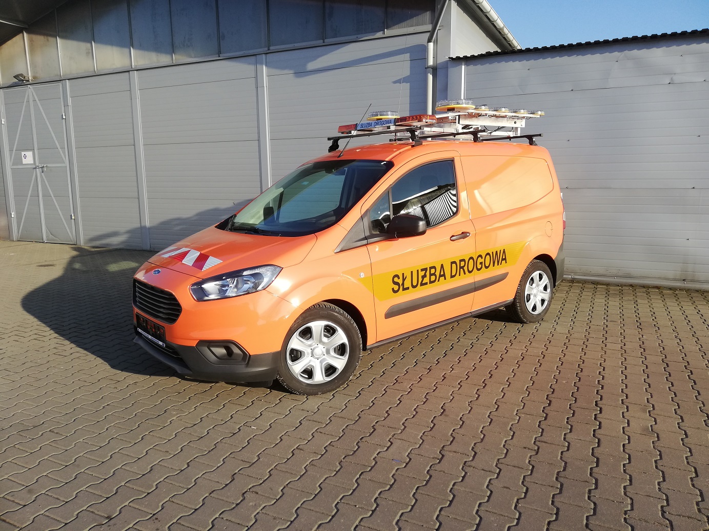 Ford Transit Courier Trend Van (2)